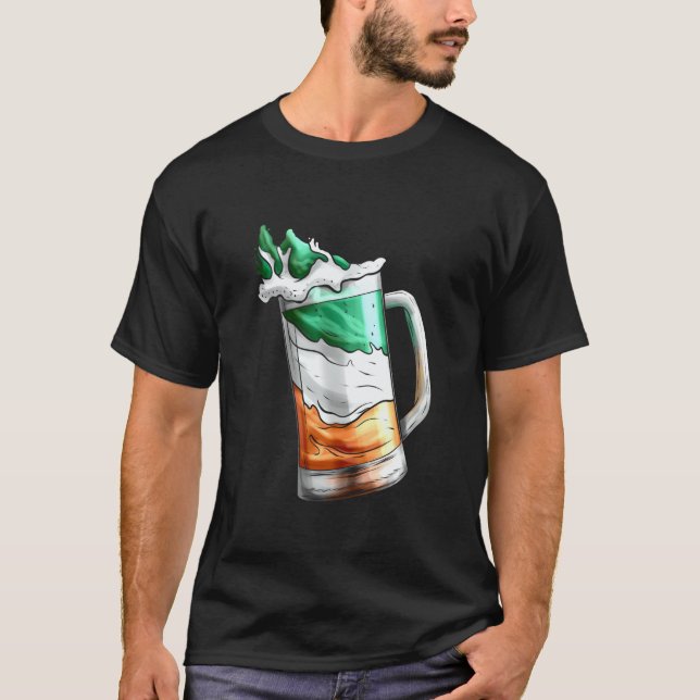 Irish Flag Coloured Glass Of Beer On St Patricks D T Shirt (Framsida)