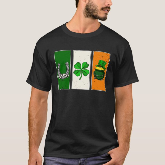 Irish Flag Green White Orange Horseshoe Leprechaun T Shirt (Framsida)