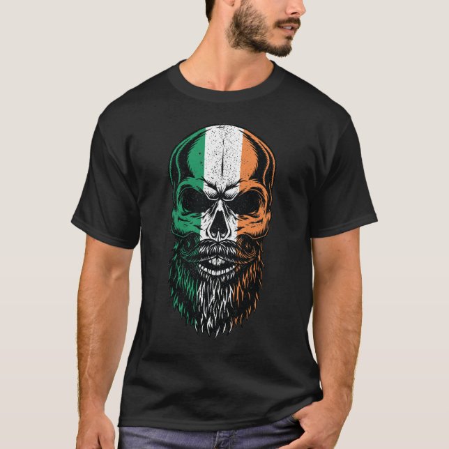 Irish Flagga Beared Skull Head Saint Patricks Day T Shirt (Framsida)