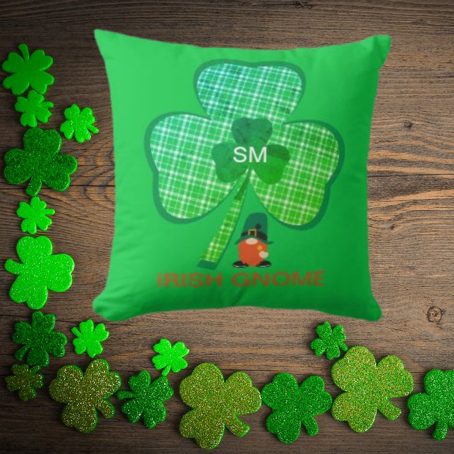 Irish Gnome Monogram Shamrock St Patricks Kudde (Skapare uppladdad)