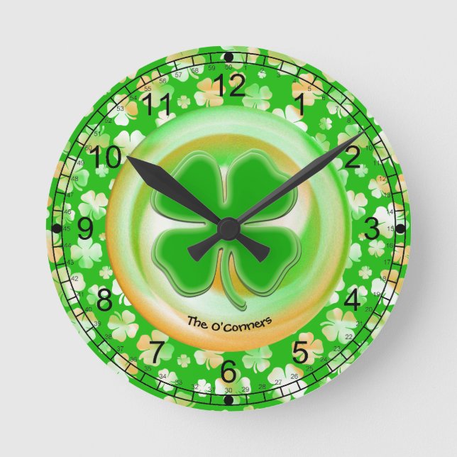 Irish Grönt/White/Orange Shamrock Mönster Rund Klocka (Framsida)