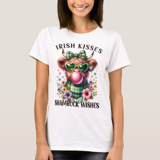 Irish Kisses Shamrock Önskemål Highland Cow T-Shir T Shirt