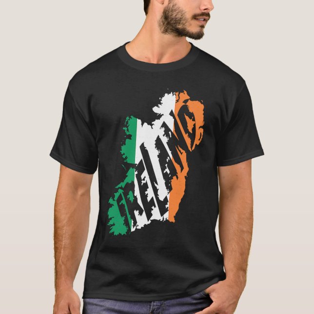 Irish Map Word  Ireland Flag Colour Letters T Shirt (Framsida)