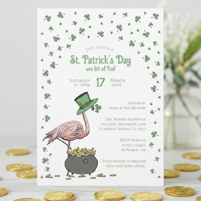 Irish Shamrock Flamingo St Patrick's Day Party Inbjudningar (Funny Irish Flamingo St Patrick's Day Party Invitations. Green Shamrocks, Clovers, Leprechaun Hat)