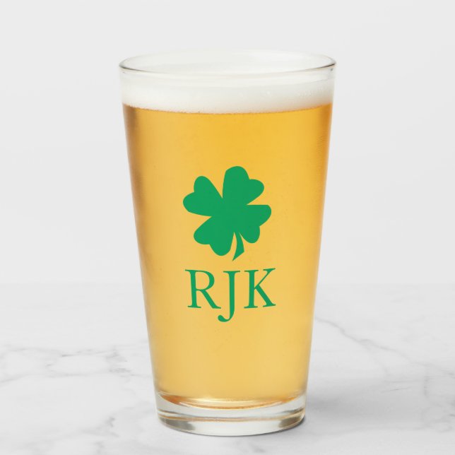 Irish Shamrock Grönt Klöver Monogram Initial Namn Glaskopp (Framsida fylld)