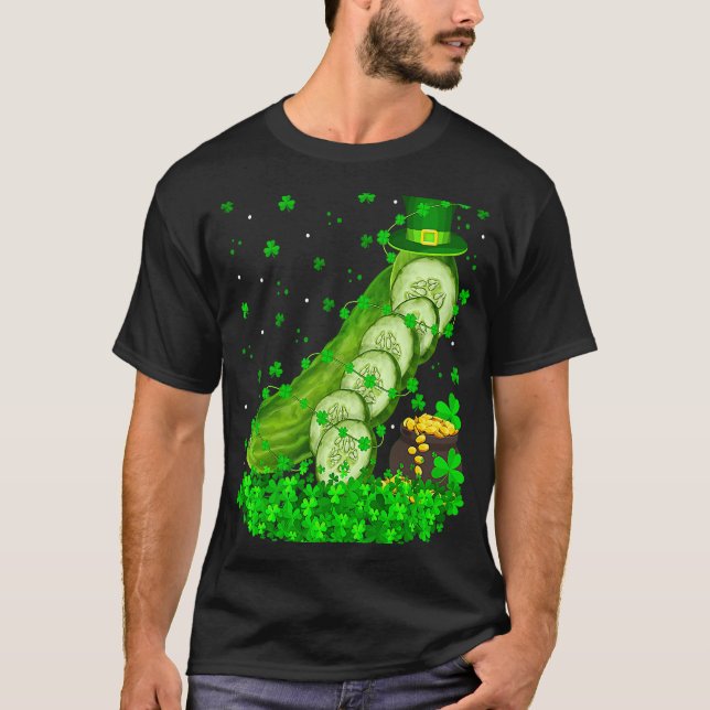 Irish Shamrock Leprechaun Cucumber St Patrick's Da T Shirt (Framsida)