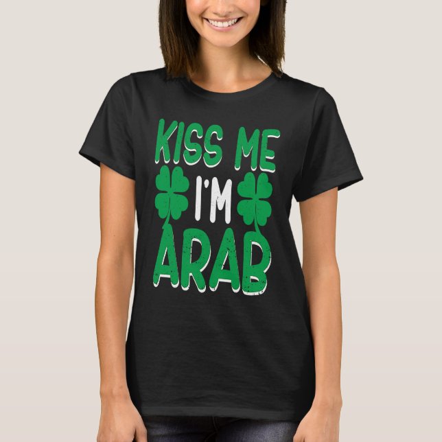 Irish Shamrock St Patricks Day Drinking UAE Kiss M T Shirt (Framsida)
