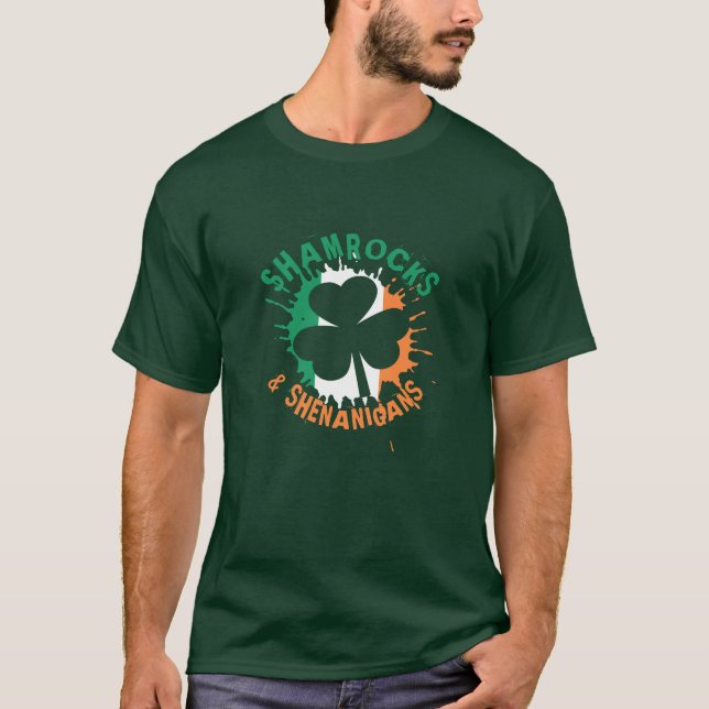 Irish St patricks day Shamrocks och Shenanigans T Shirt (Framsida)