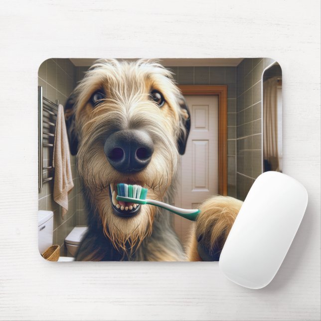 Irish Wolfhound Brushing its Teeth Musmatta (Med mus)