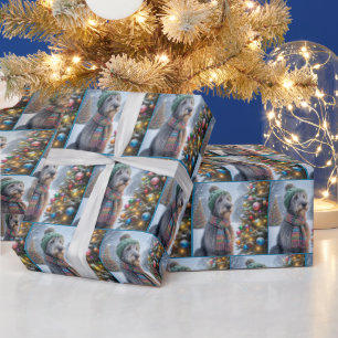 Irish Wolfhound med Julgran Presentpapper