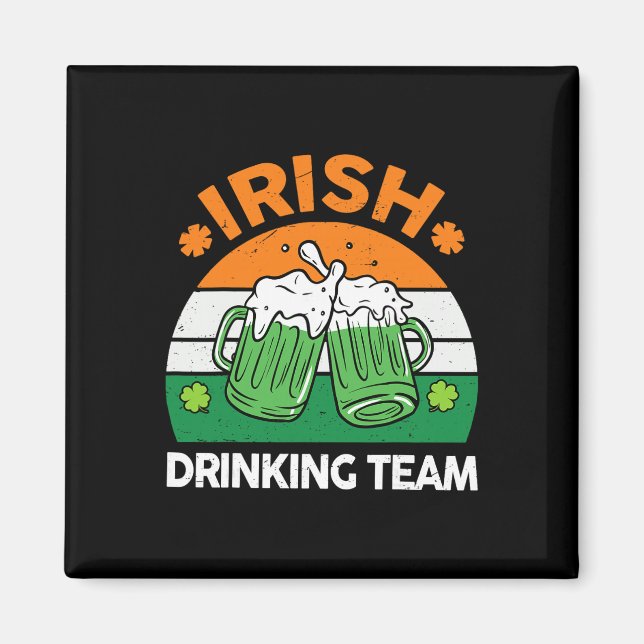 Iriskt drickande lag dricker St Patricks Day öl  Magnet (Framsidan)