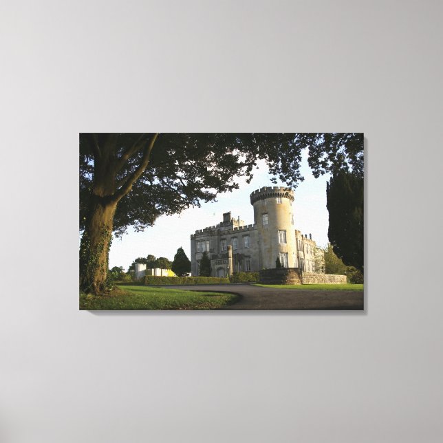 Irland, Dromoland Castle sidoingång. Canvastryck (Framsida)
