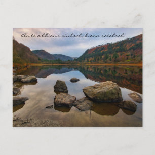 Irland Fotographic River Scene med gaeliskt citat Vykort