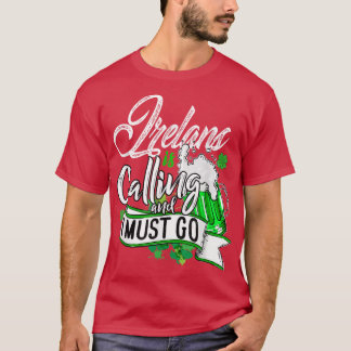 Irland ringer och jag måste åka Klöver Irish Bee T Shirt