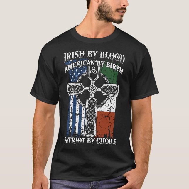 irländare vid blodamerikan av födelsepatrioten vid t shirt (Framsida)