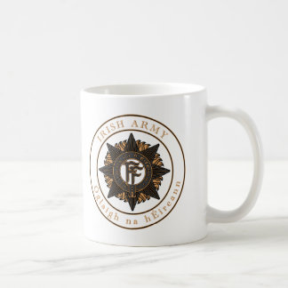 Irländsk armé kaffemugg