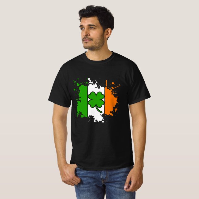 Irländsk flagga Shamrock St Patricks Day Svart Gra T Shirt (Hel framsida)