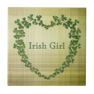 Irländsk flicka Shamrock-hjärta Kakelplatta