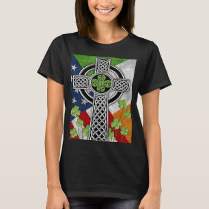 Irländsk keltisk knutkors amerikansk flagga USA T Shirt