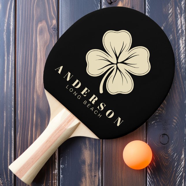 Irländsk Lycklig Fyrklöver med Namn Svart Pingisracket (Skapare uppladdad)