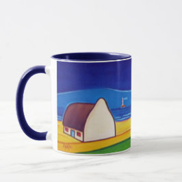 Irländsk stuga på natten med torvamuggen mugg