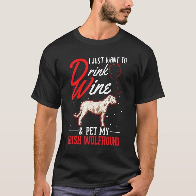 Irländsk Varghund Och Vin T Shirt (Framsida)