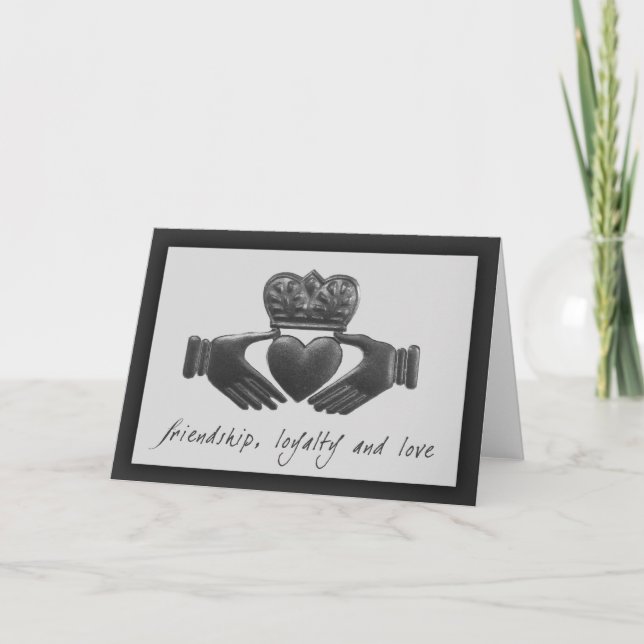 Irländska Claddagh, vänskap, lojalitet och kärlek Kort (Framsida)
