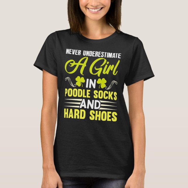 Irländska Dance Pudel sockar och hårda skor T Shirt (Framsida)