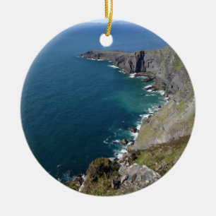 Irländska klippor i dinglen Irland vid hav Julgransprydnad Keramik