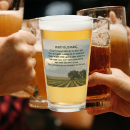 Irländskt välsignelse jordbrukslandskap glaskopp