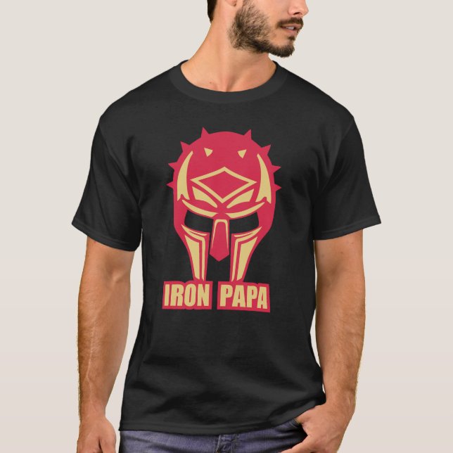 iron papa casque armure ironpapa cask medieval t shirt (Framsida)