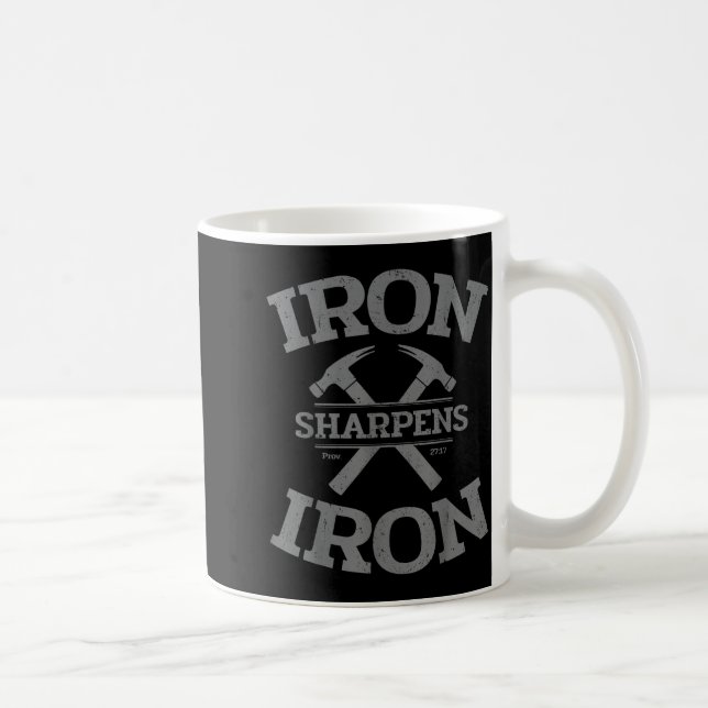 Iron Sharpens Iron Proverbs 27_17 Gym Workout Men  Kaffemugg (Höger)
