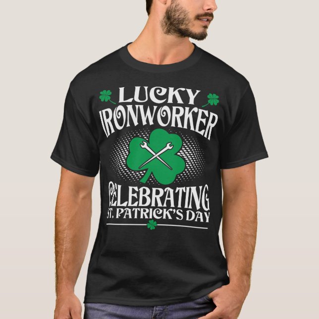 Ironarbetare firar St patricks day T Shirt (Framsida)