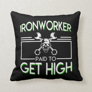 Ironworker som betalas för att få kickironworker kudde