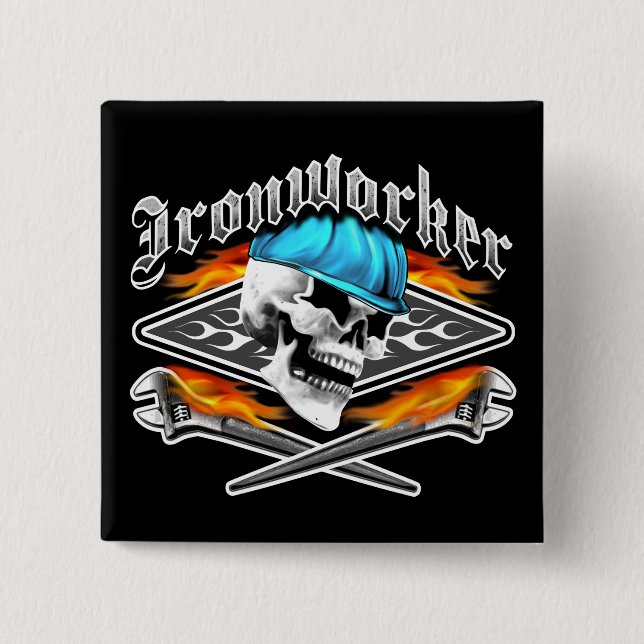 Ironworkerskallen och att flamma rycker häftig knapp (Framsida)