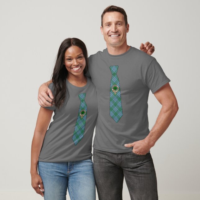 Irvine skotsk klanmärke & tartan slips  t shirt (Unisex)