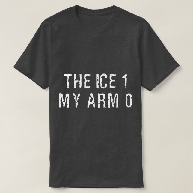 Is för Broken Arm Gift Ice Skating Hockey T Shirt (Design framsida)