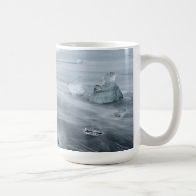 Is och vatten på en strand, Island Kaffemugg (Höger)