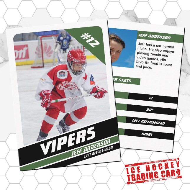 Ishockeysamlingskort i kraftfull grön vit färg (Proudly share youre kids' achievements with this green white and black card)