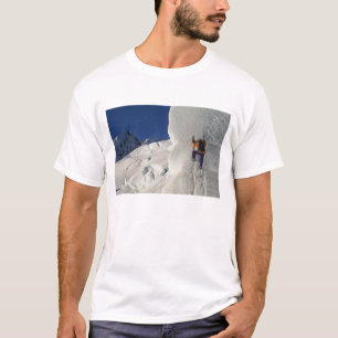 Isklättring på Tasman Glacier nedanför Mount Tee Shirt