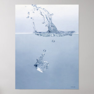 Iskub som plaskar in i vatten poster