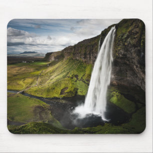 Island för Seljalandsfoss vattenfall Musmatta