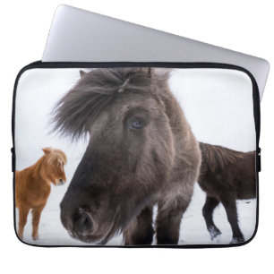 Isländsk hästporträtt, Island Laptop Sleeve