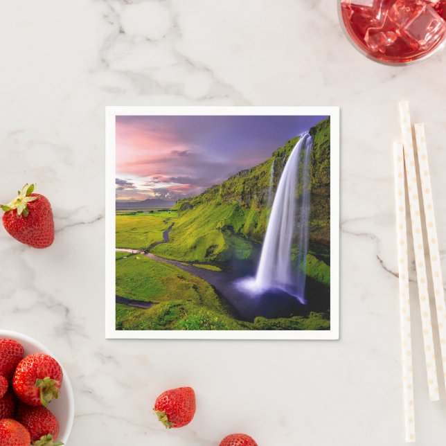 Isländsk Vattenfall Grön Natur Foto Pappersservett (Insitu)