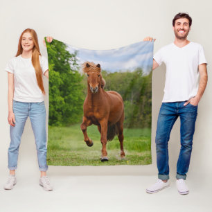 Isländska pony på en Tölt Funny Photo Horse Lov Fleecefilt