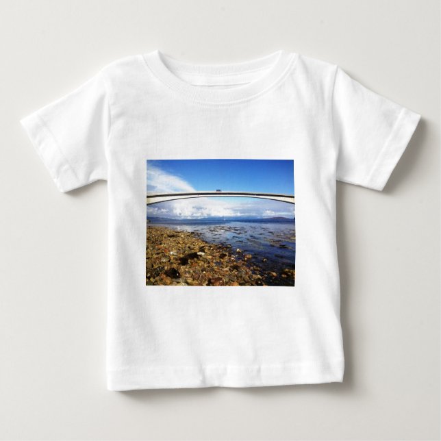 Isle av Skye gåvor T-shirt (Framsida)