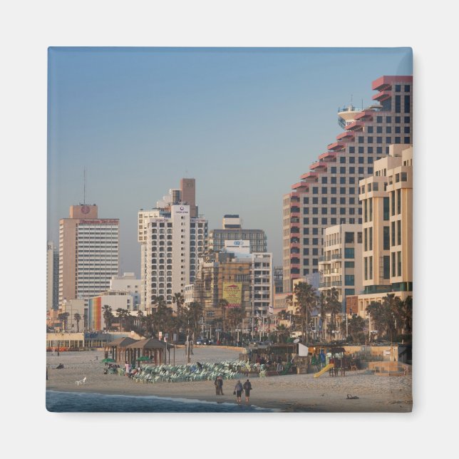 Israel, Tel Aviv, beachfront, hotels, dusk Magnet (Framsidan)