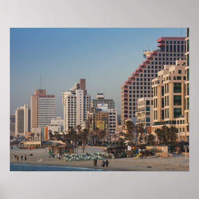 Israel, Tel Aviv, beachfront, hotels, dusk Poster (Framsidan)