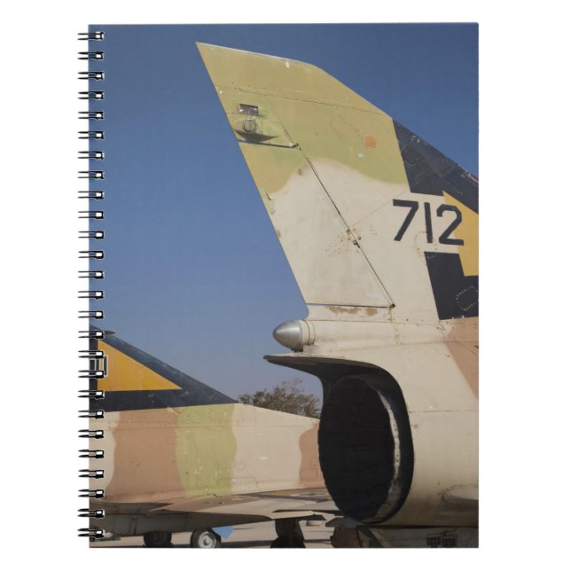 Israeliskt byggt Kfir-soldater Anteckningsbok (Framsidan)