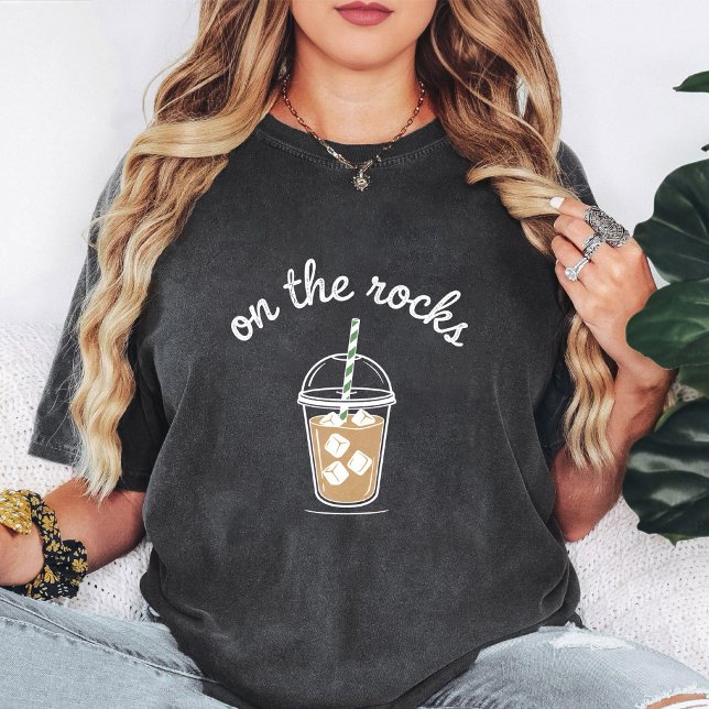 Isskaffe På Is Design T Shirt (Skapare uppladdad)
